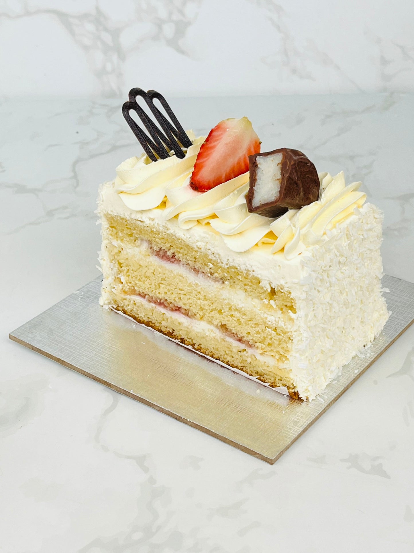 Vanilla Cake Slice