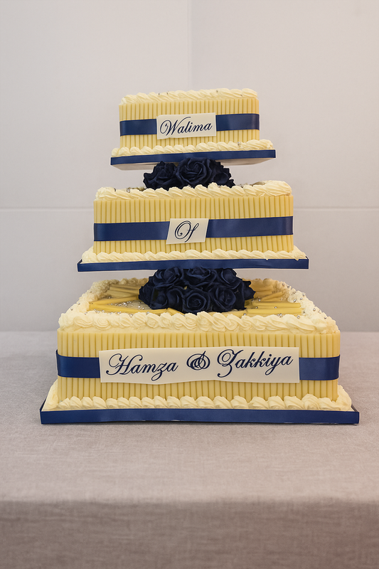 3 Tier Cigroll Square Cake Code W48